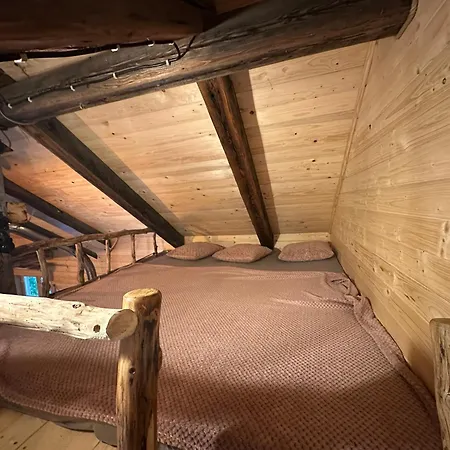Holiday home Treehouse Family Brno